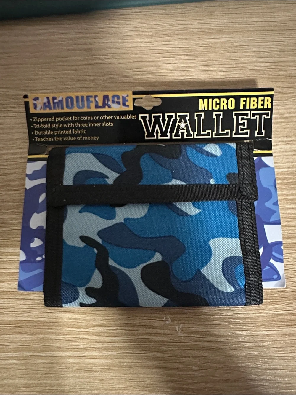 NWT Kids Blue Camouflage Trifold Wallet DM Merchandising Camo